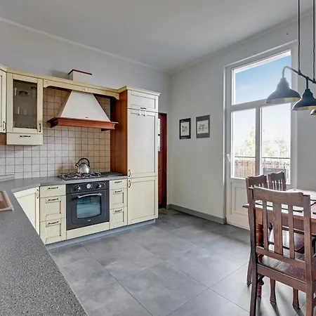 Апартаменти Seaview Octopus